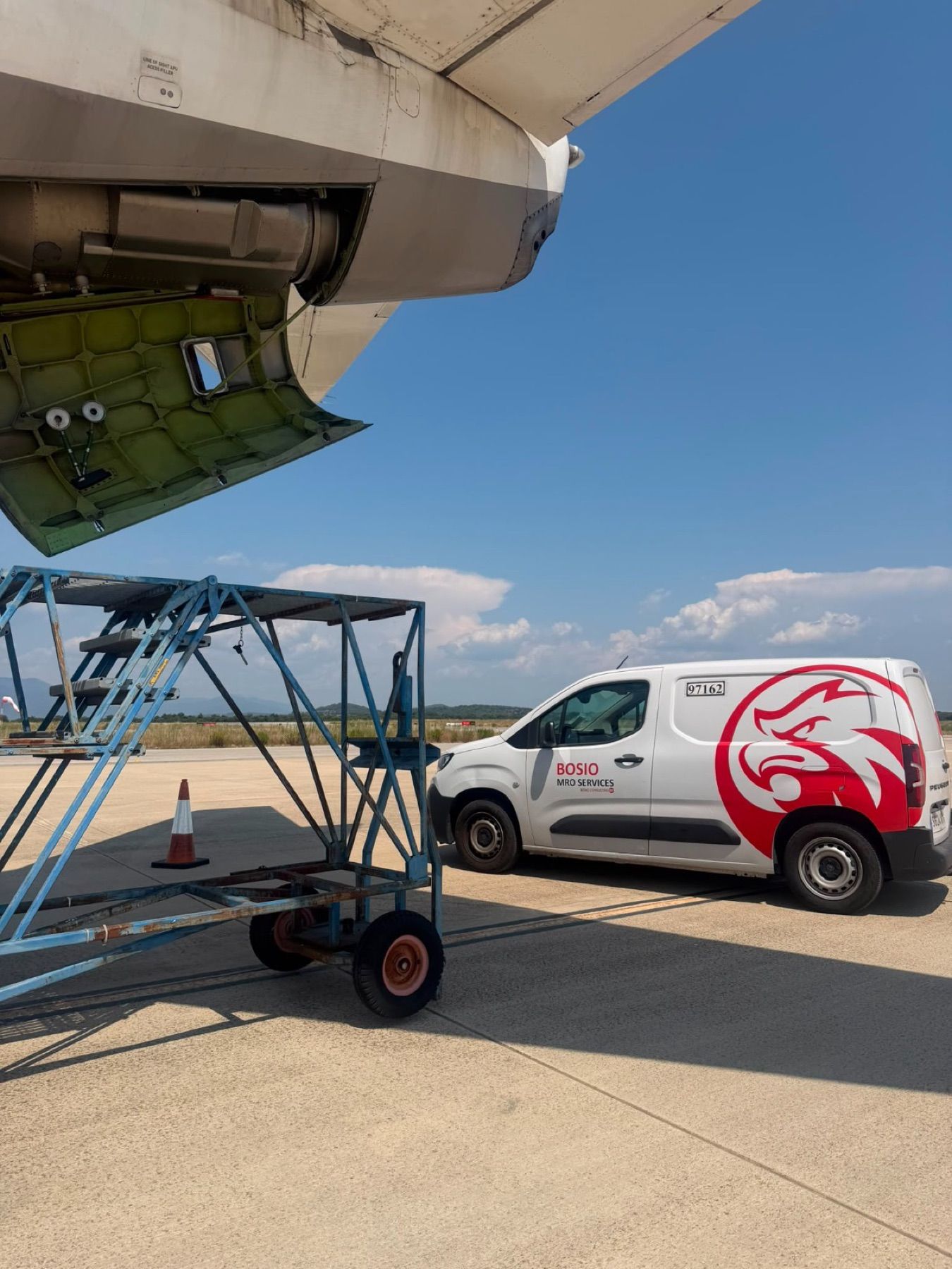Bosio line maintenance van at Barcelona-El Prat Airport